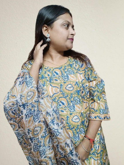 Multi-colored printed straight kurta with Pant and Dupatta
